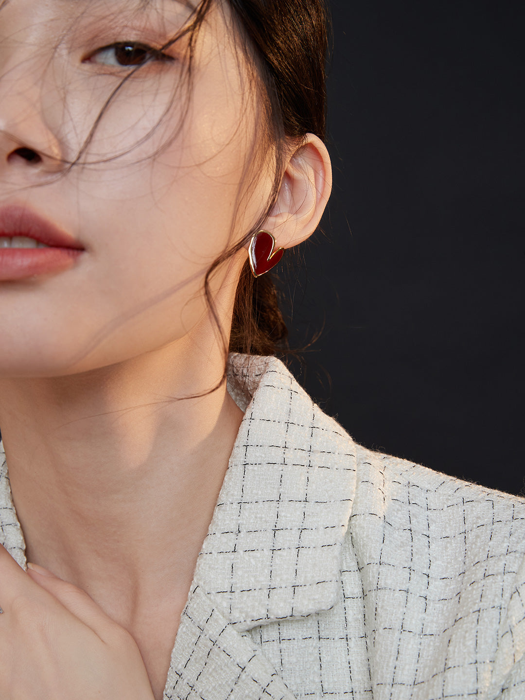 Scarlet Heart Enamel Studs