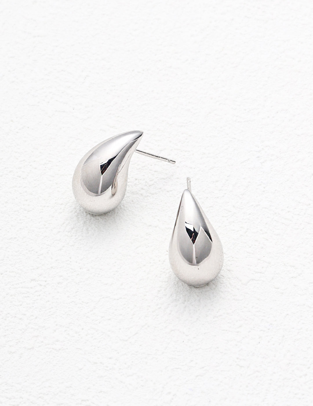 Minimalist Waterdrop Earrings