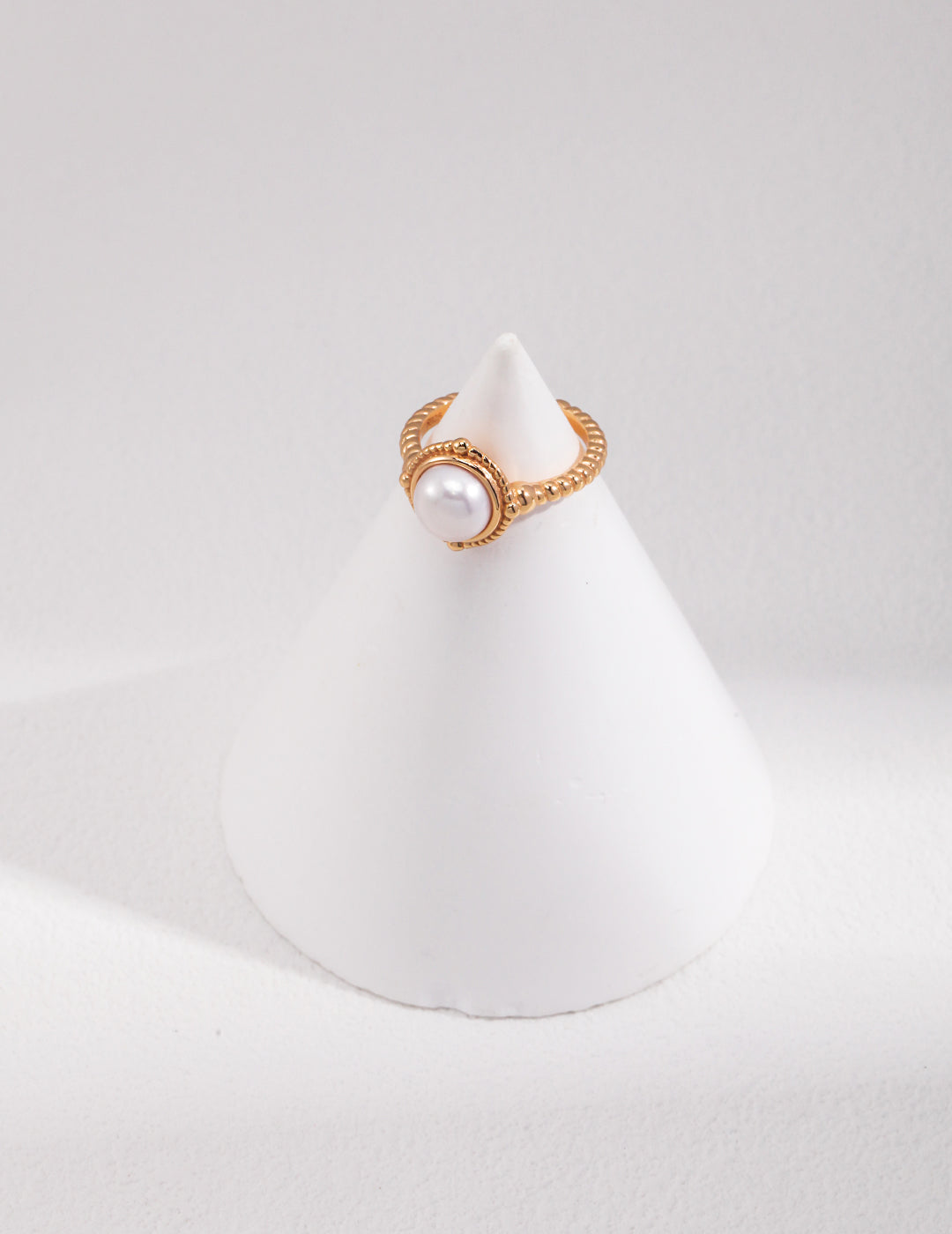 Elegance Series - Pearl Glamour Ring
