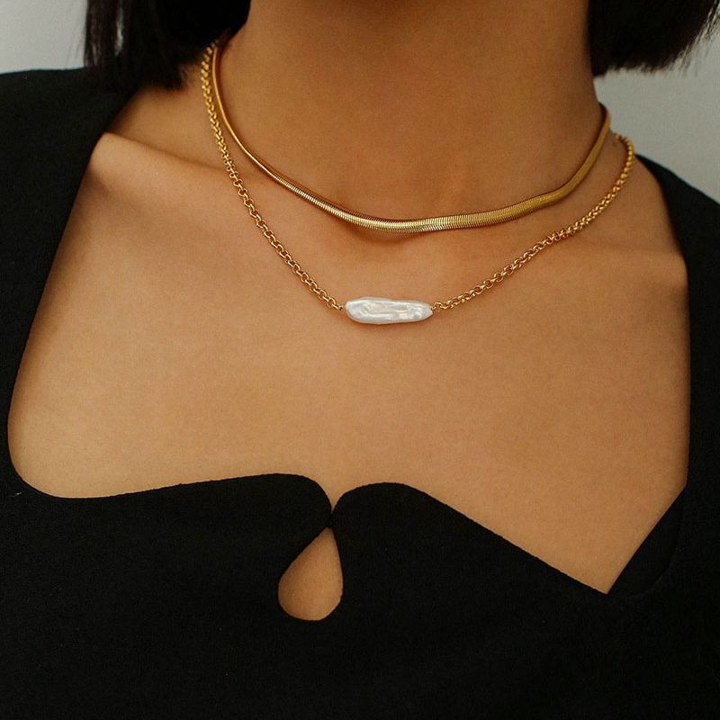 Minimalist Baroque Pearl Necklace