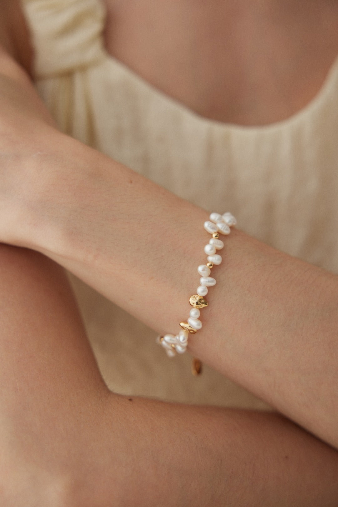 Melody Series - Beaded Pearl and Gold Bean Bracelet